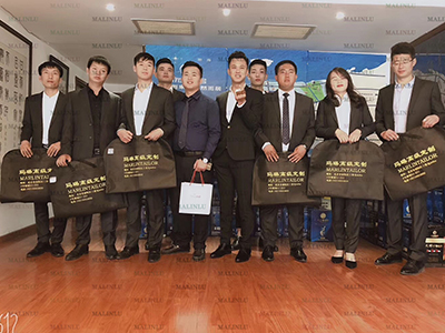 🔥北京地产团队西装定制首选品牌 —— 玛琳露定制 | 专业团队工作服设计专家