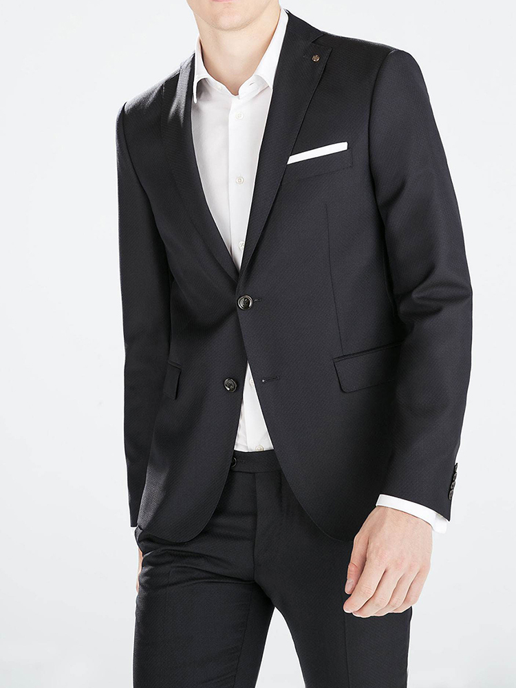 京城至臻定制，北京西服塑造精英风范